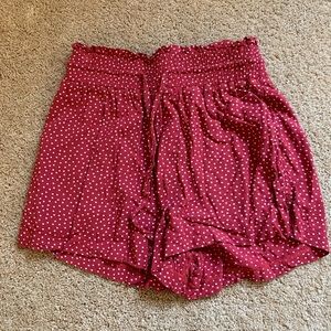 Elastic waist polka dot shorts